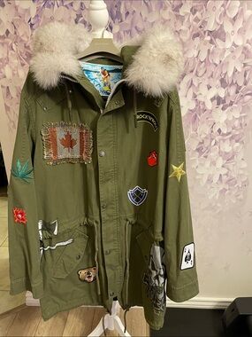 Moose Knuckles  Olive Green Military Cotton parka size XL
